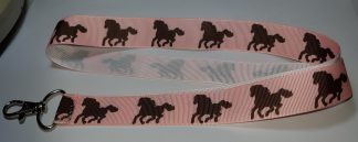 Hästar #2 Rosa med svarta hästar